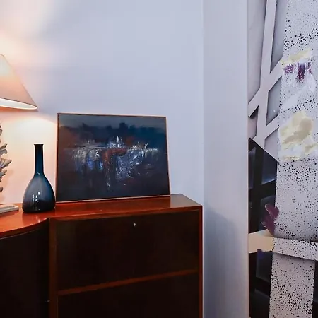 Apartament Lots Of Space Near The Presidential Palace *