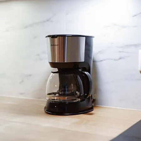 Lots Of Space Near The Presidential Palace דירה ברטיסלאבה